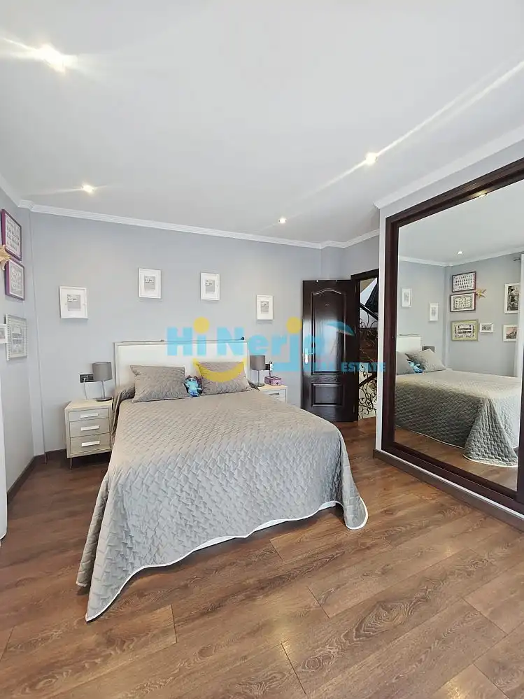 Habitación de Casa o chalet en venta en Torrox con Aire acondicionado, Calefacción y Terraza