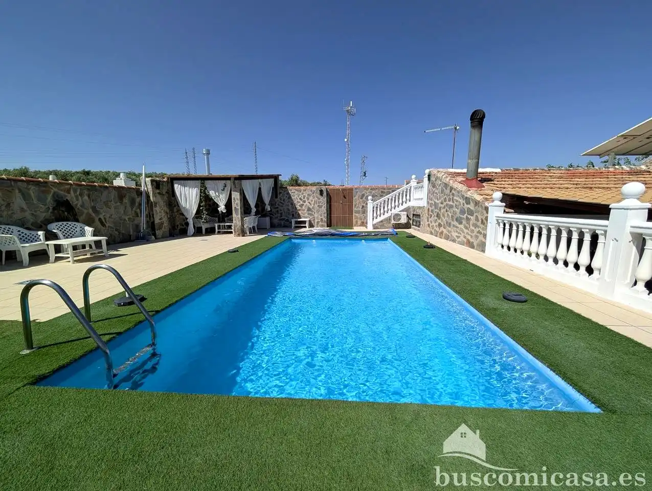Piscina de Finca rústica en venda en Linares amb Aire condicionat, Jardí privat i Terrassa