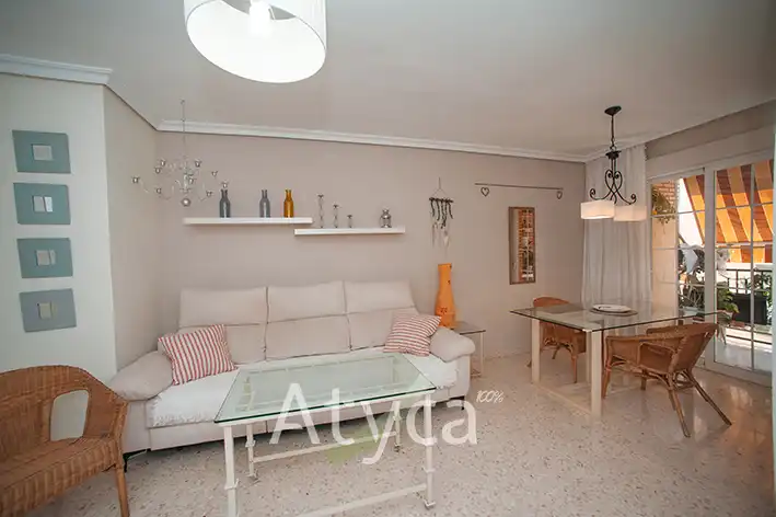 Sala d'estar de Pis de lloguer en Córdoba amb Aire condicionat, Calefacció i Terrassa