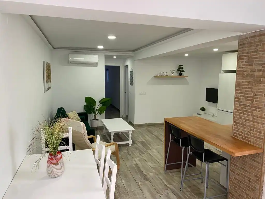 Living room of Apartments for rent in El Puerto de Santa María  with Air Conditioner, Furnished and Pets allowed