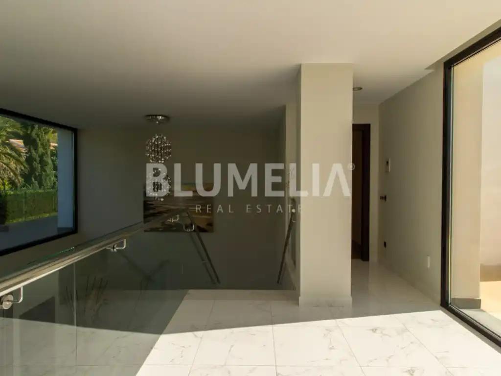 Houses for sale in Calle Tejo, Montgó - Ermita