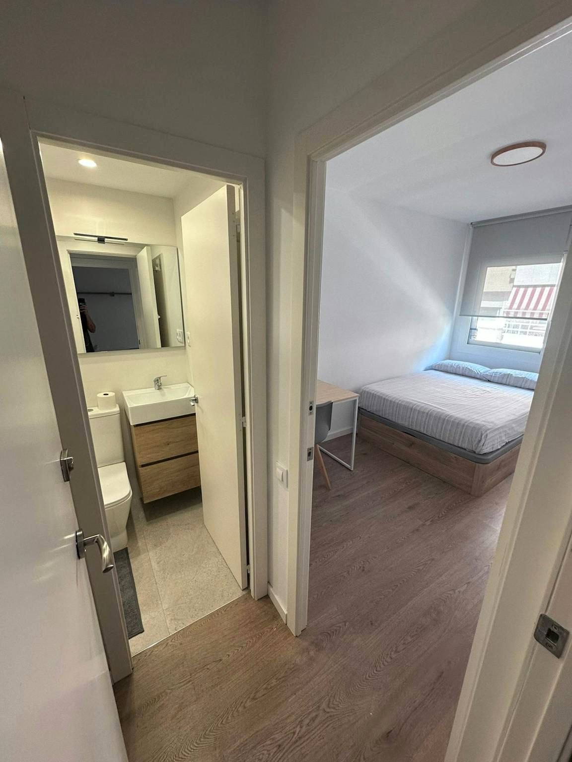 Bedroom of Flat to share in Cornellà de Llobregat  with Air Conditioner, Heating and Furnished