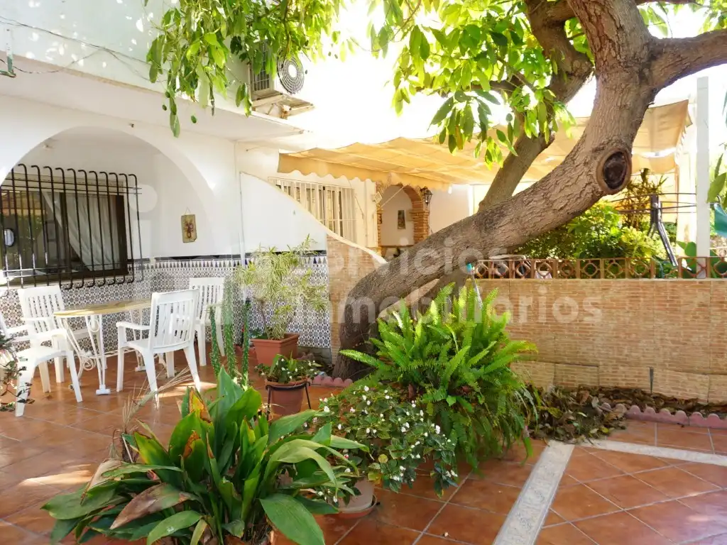 Terrassa de Casa o xalet en venda en Vélez-Málaga amb Aire condicionat i Moblat