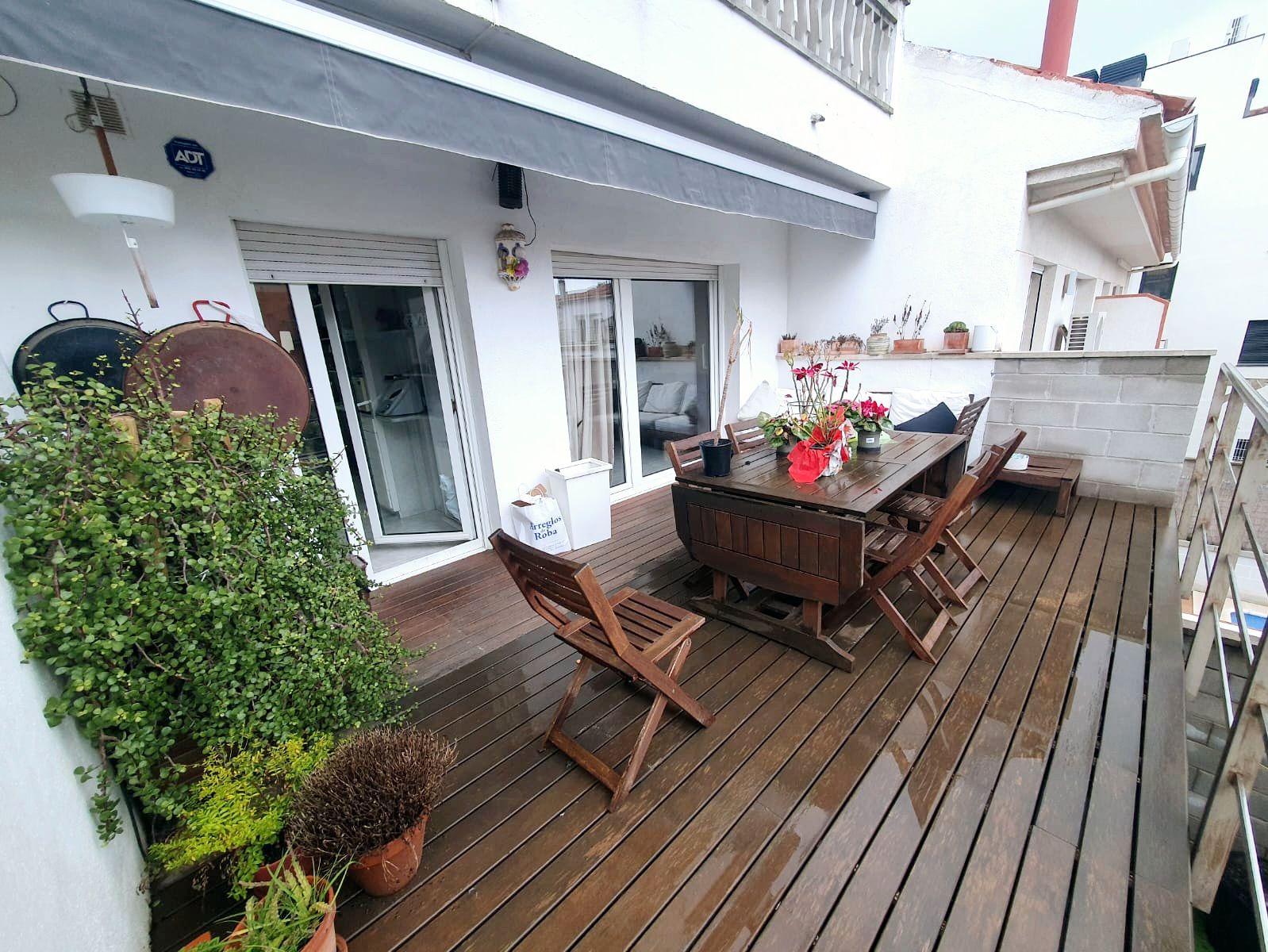 Terrassa de Casa adosada en venda en Torrelavit amb Aire condicionat, Calefacció i Jardí privat