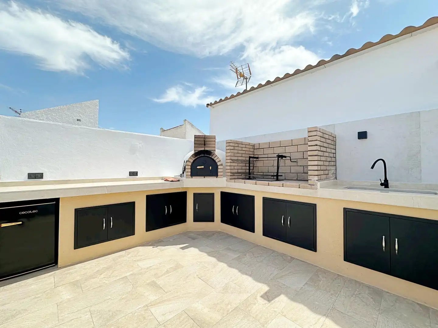 Terrassa de Finca rústica en venda en Torrevieja amb Calefacció, Piscina i Moblat