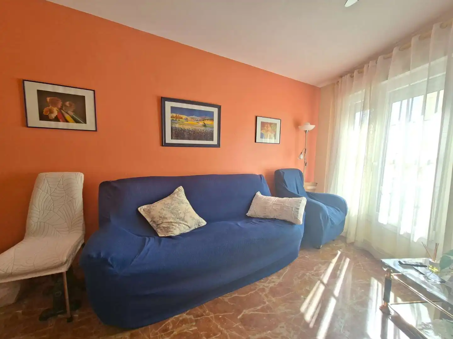 Sala de estar de Planta baja en venta en Torrox con Aire acondicionado, Piscina y Amueblado