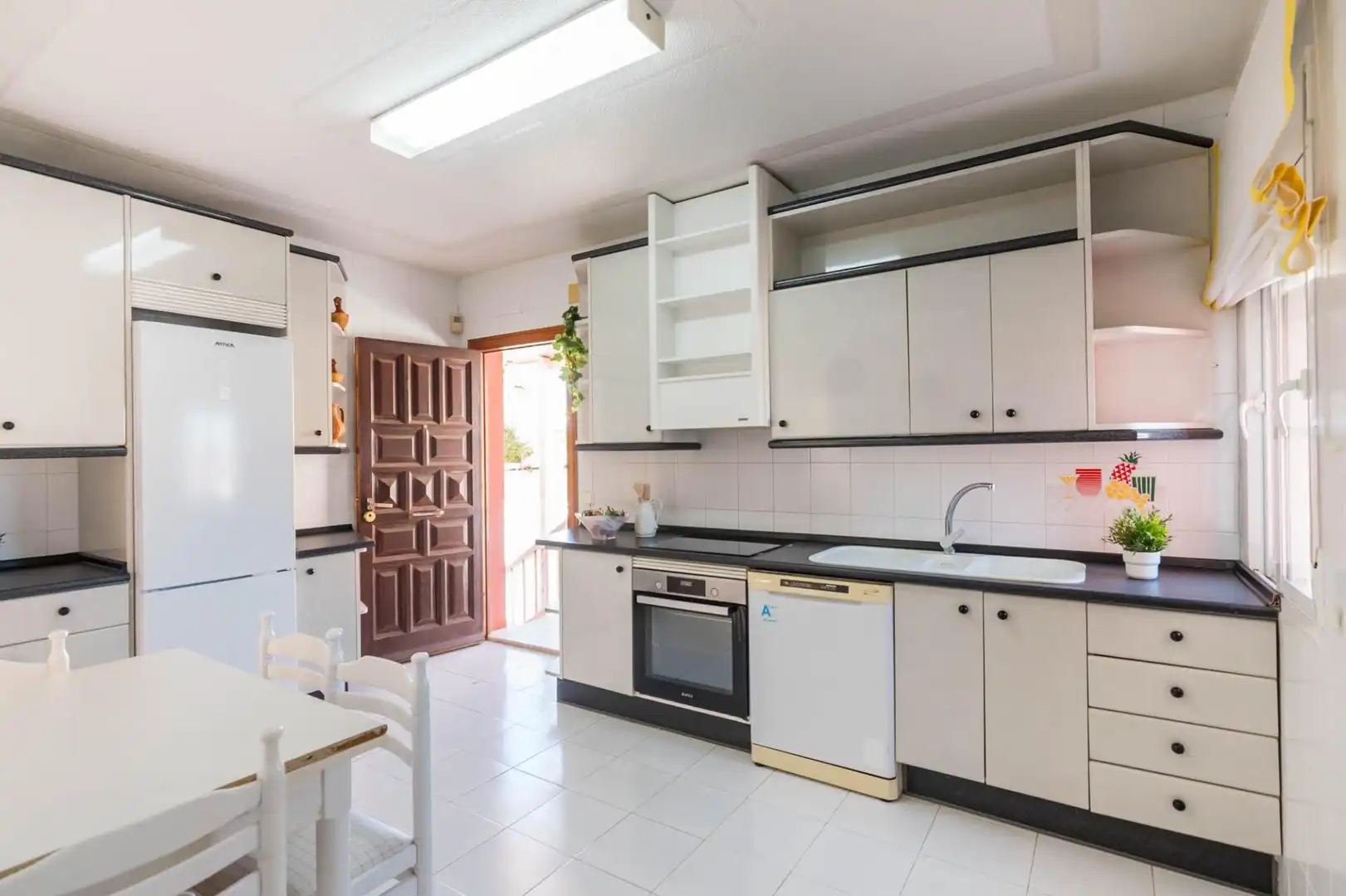 Cocina de Casa o chalet en venta en La Manga del Mar Menor con Aire acondicionado, Calefacción y Jardín privado