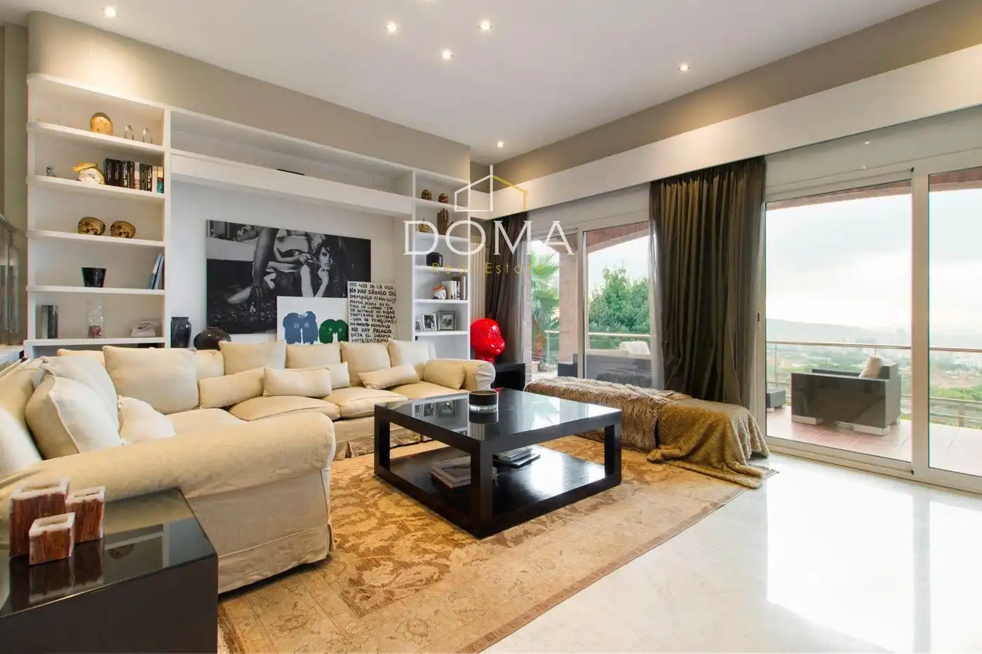 Sala de estar de Casa adosada en venta en Esplugues de Llobregat con Aire acondicionado, Calefacción y Terraza