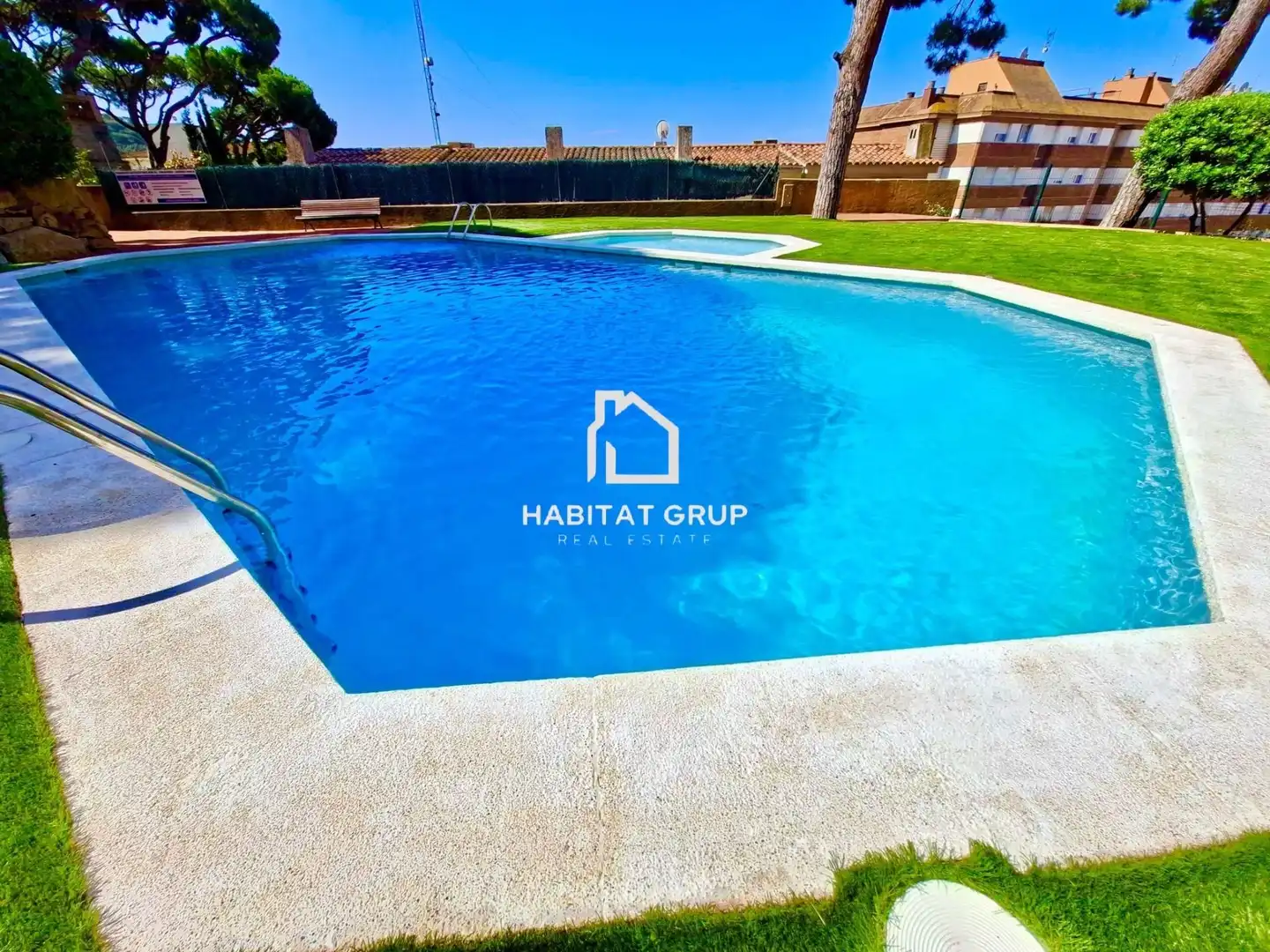 Maison mitoyenne avec piscine à vendre à Fenals, imagen 3
