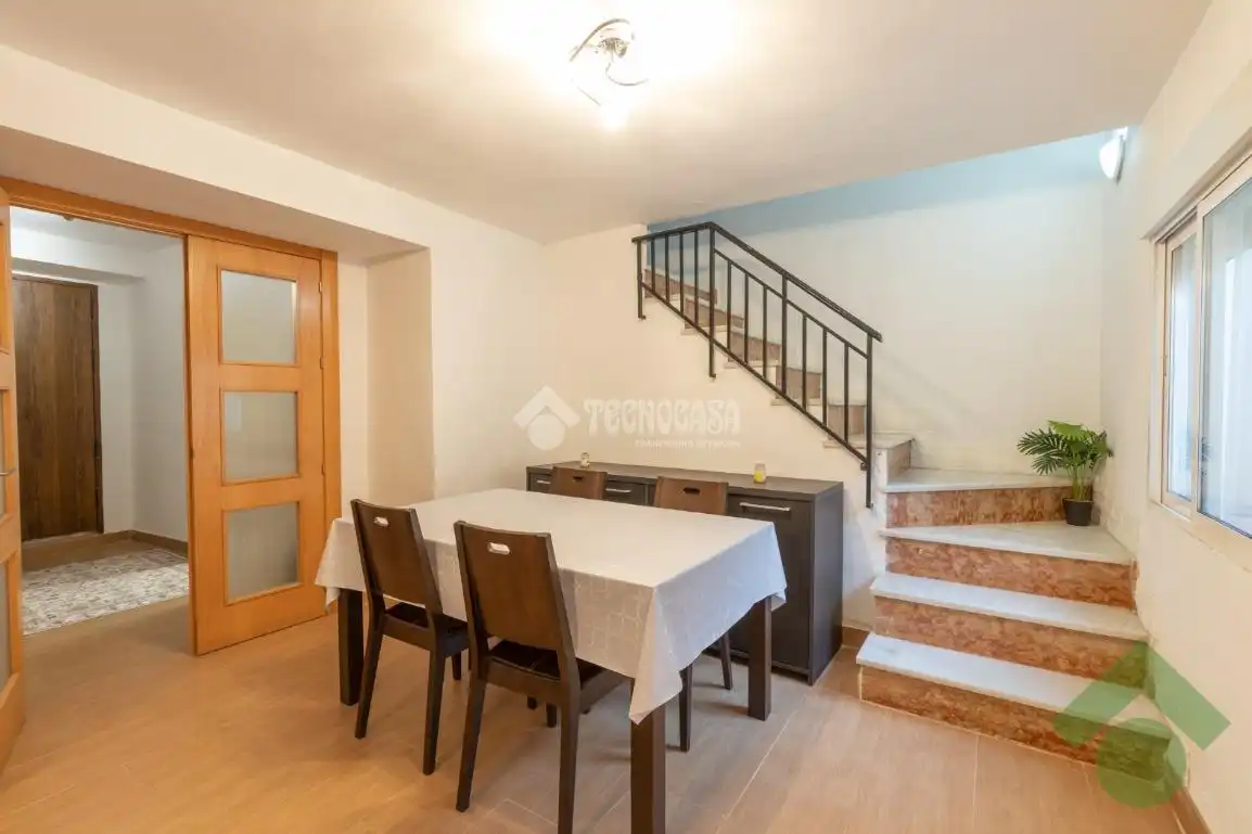 Detached homes for sale in Loja  with Terrace and Storage room
