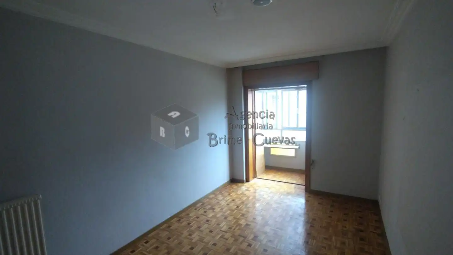 Bedroom of Flat for sale in Gijón   with Heating, Parquet flooring and Terrace