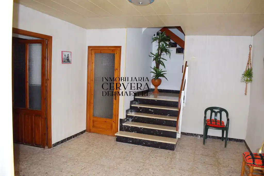 Casa adosada en venta en Tírig con Terraza