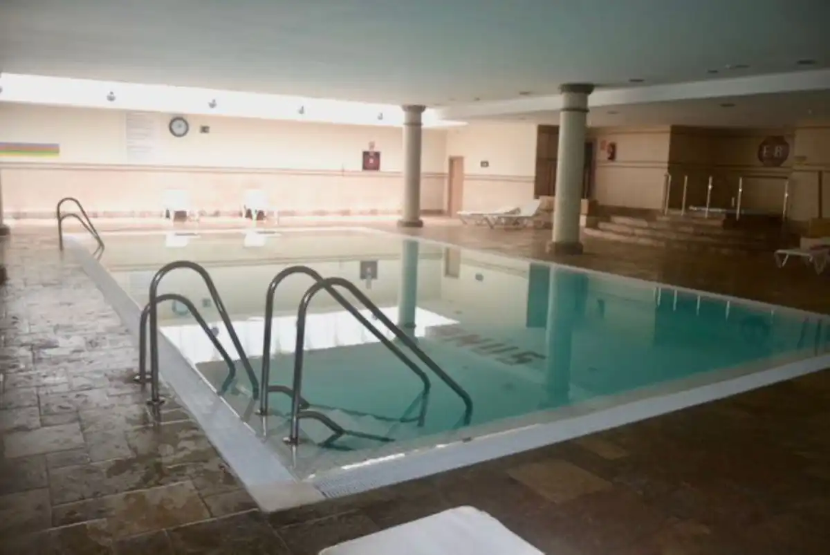 Ground floor for sale in Playa Bajadilla - Puertos