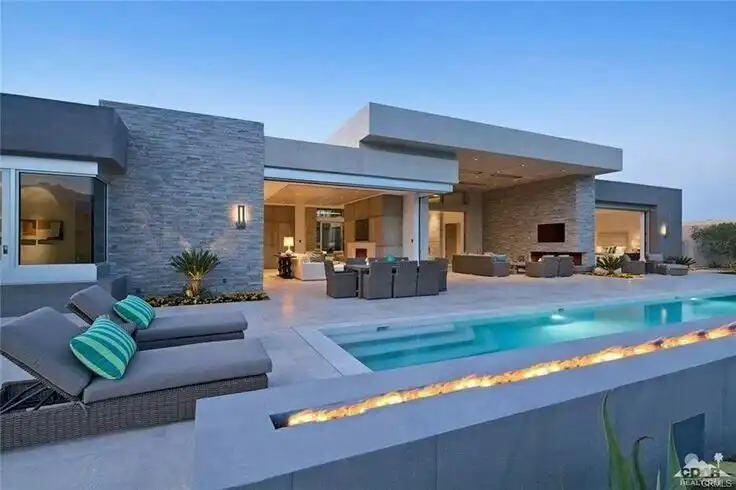 Chalet en venta en Calle Islas Barbados 1, imagen 2