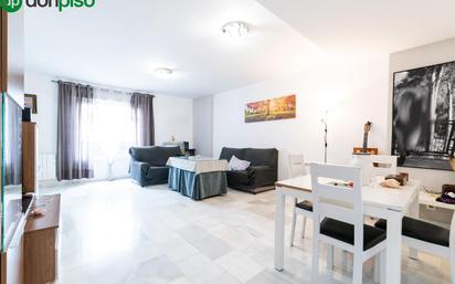 Single-family semi-detached for sale in  ANTONIO RGUEZ.ESPINOSA, 27, Fuente Vaqueros