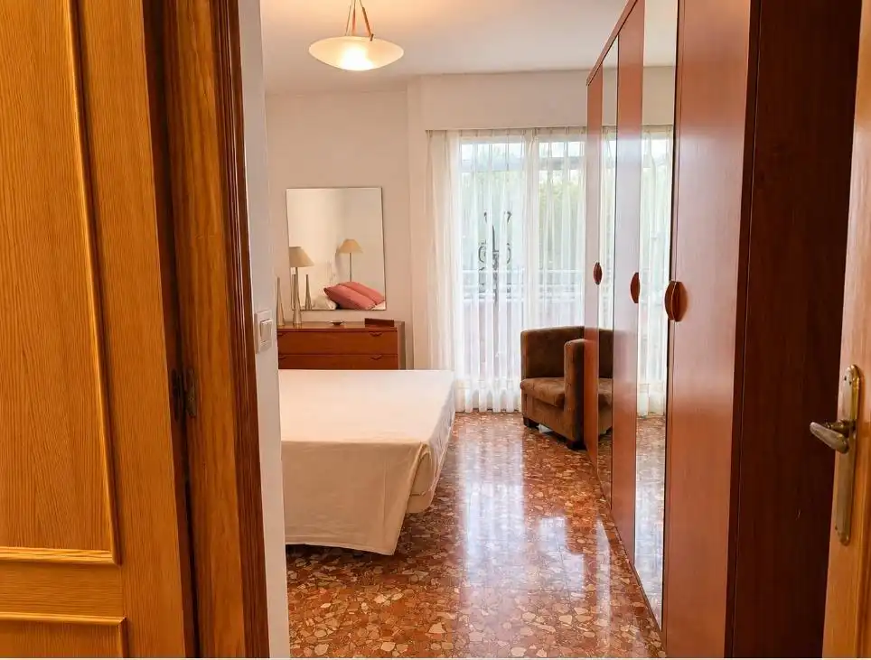Habitación de Piso de alquiler en Oliva con Calefacción, Terraza y Amueblado
