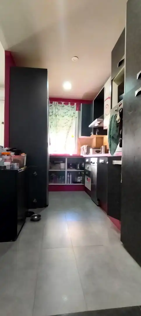 Kitchen of Flat for sale in Sevilla  with Air Conditioner