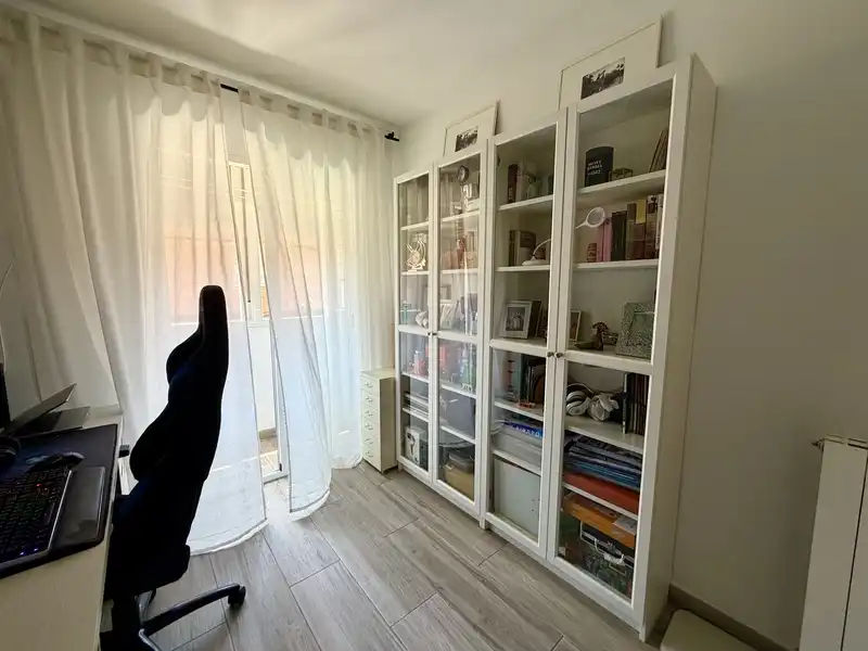 Bedroom of Flat for sale in Madrid  with Heating, Terrace and Storage room