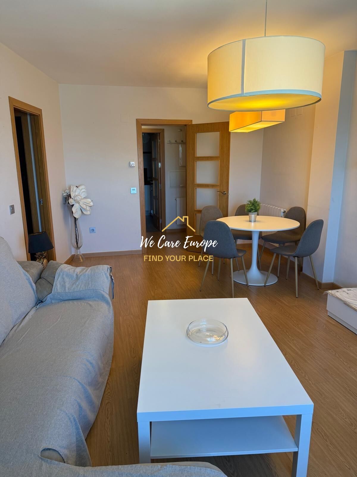 Living room of Flat to rent in  Granada Capital  with Air Conditioner, Heating and Private garden