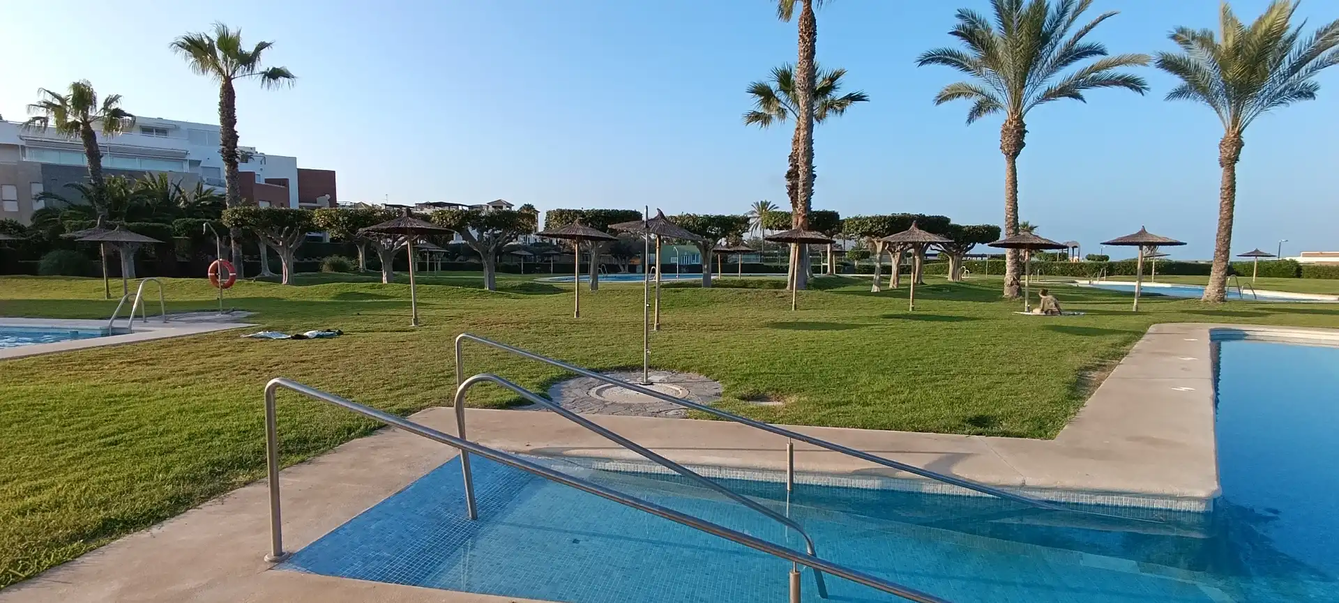 Schwimmbecken von Wohnungen zum Verkauf in Vera mit Klimaanlage, Heizung und Terrasse