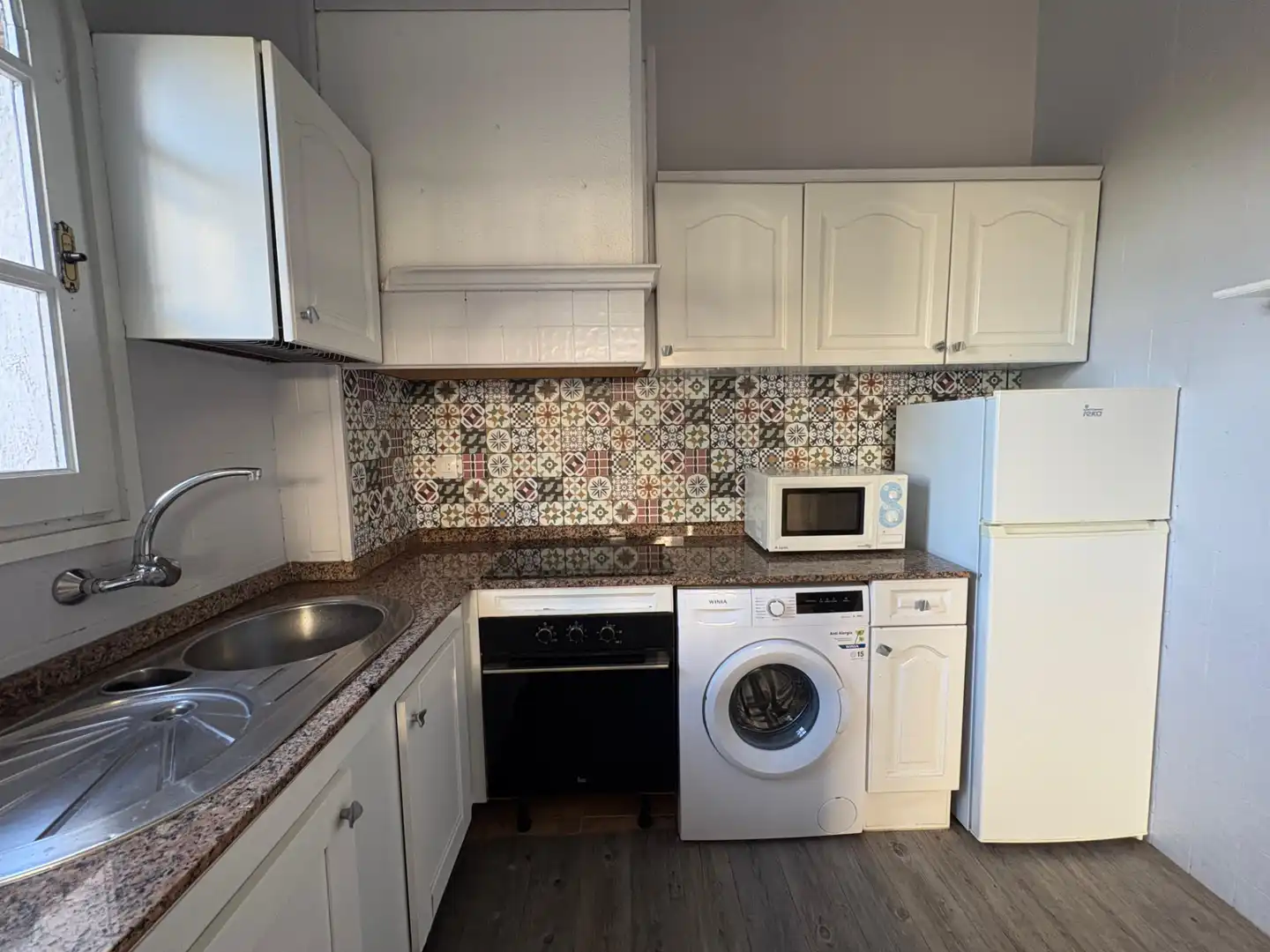 Kitchen of Detached homes for sale in Cambrils  with Air Conditioner, Private garden and Parquet flooring