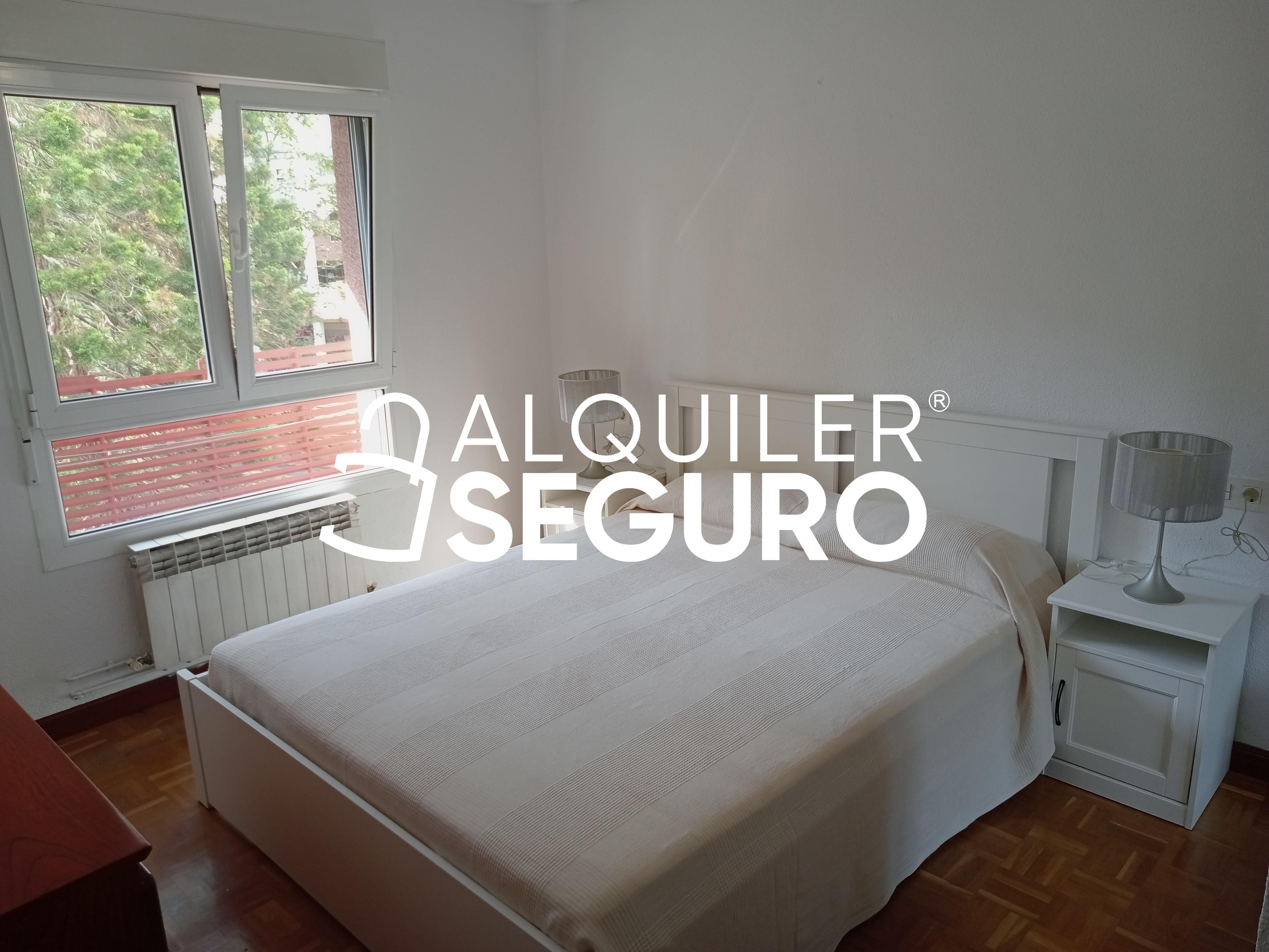 Dormitori de Pis de lloguer en Vitoria - Gasteiz amb Calefacció i Moblat