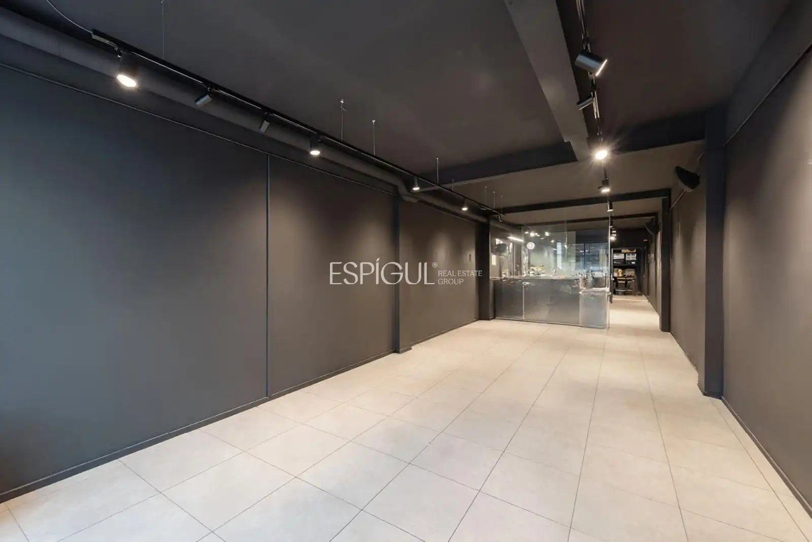 Local en venta en Sant Cugat del Vallès con Alarma