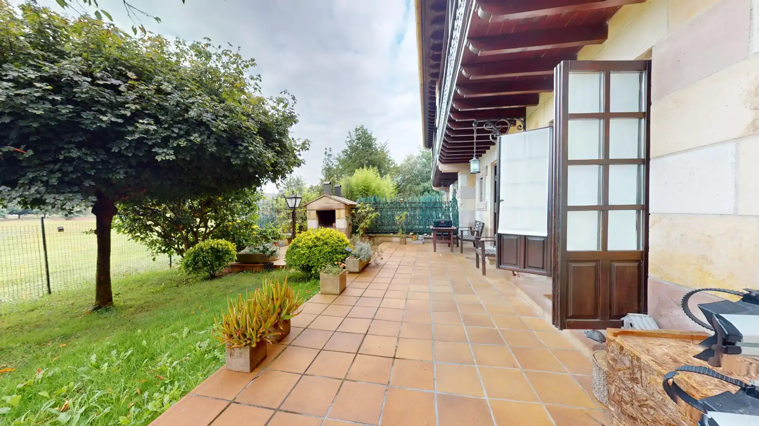 Jardí de Casa adosada en venda en Piélagos amb Jardí privat i Parquet