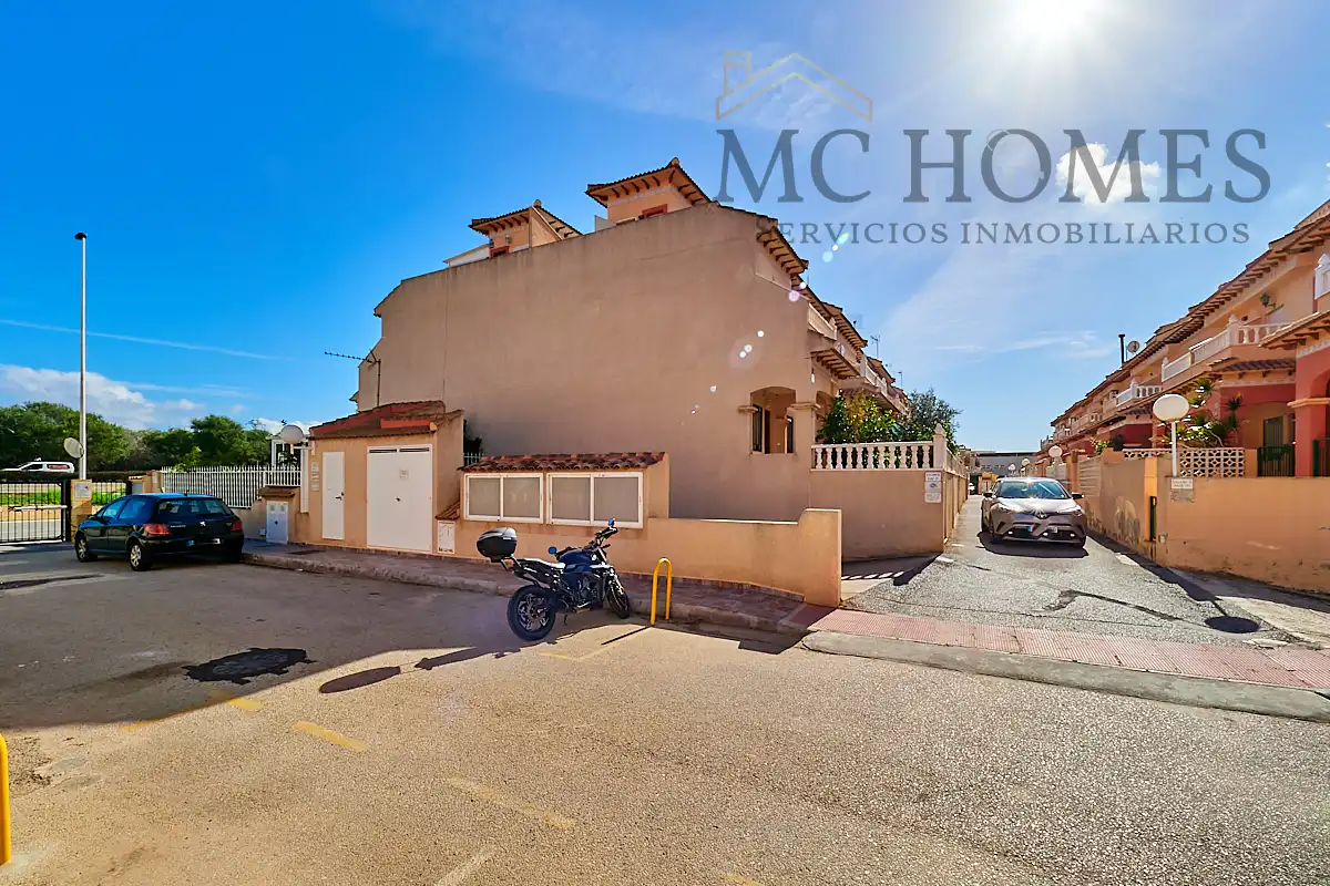 Casa aparellada amb piscina de lloguer a Calle Antonio Conesa Morales, imagen 31