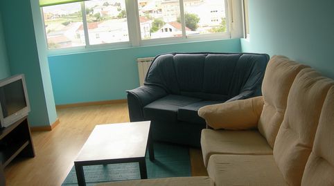 Foto 2 de Piso de alquiler en Piñeiros- Freixeiro, Narón