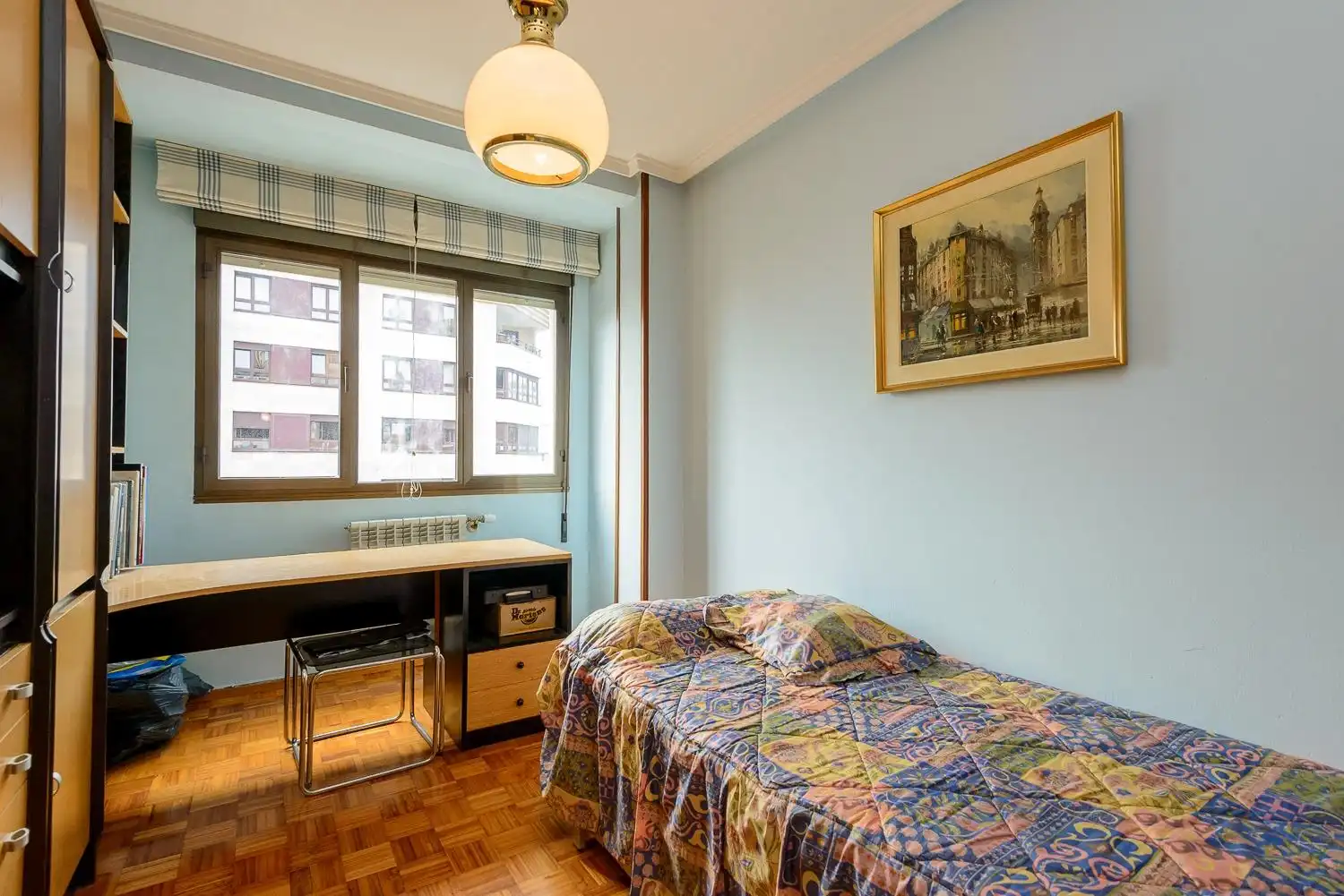 Habitación de Piso en venta en Oviedo  con Calefacción, Amueblado y Balcón