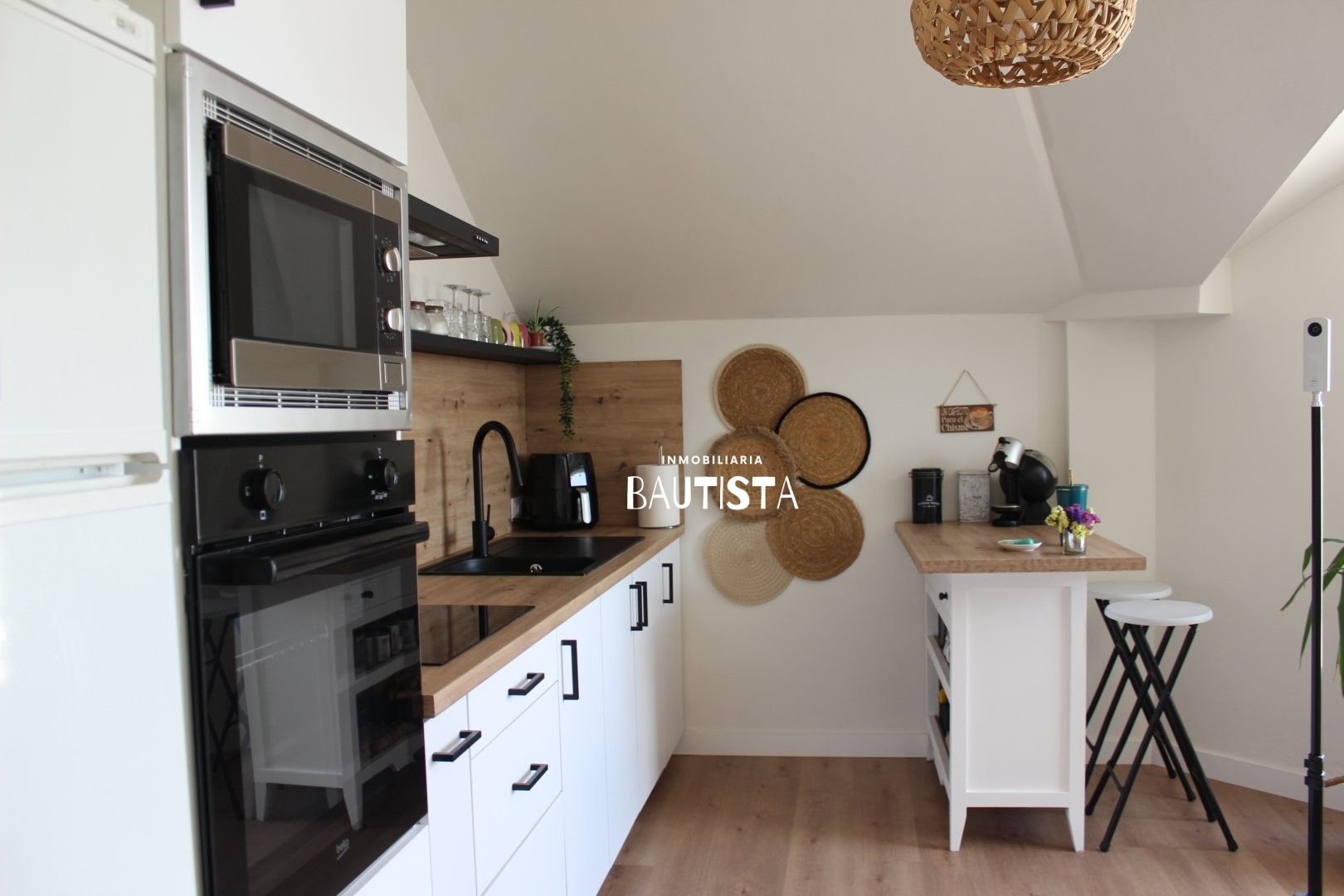 Kitchen of Attic for sale in Valdepeñas  with Heating, Terrace and Furnished