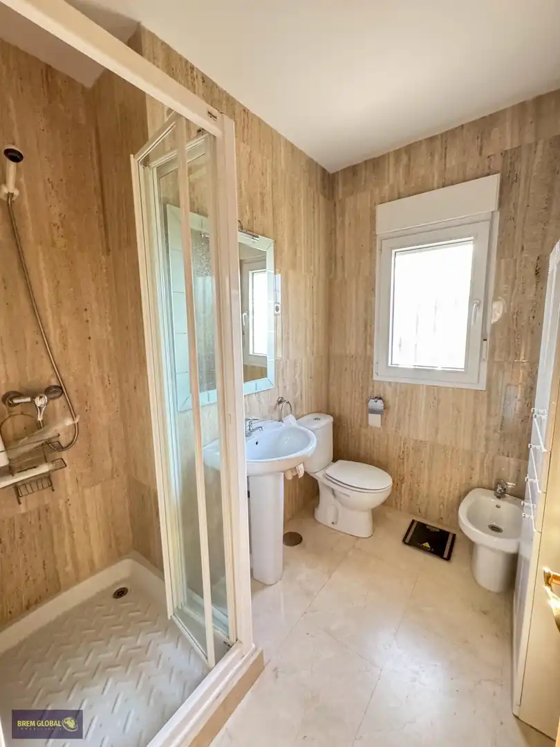 Baño de Casa o chalet en venta en Lozoyuela-Navas-Sieteiglesias con Jardín privado