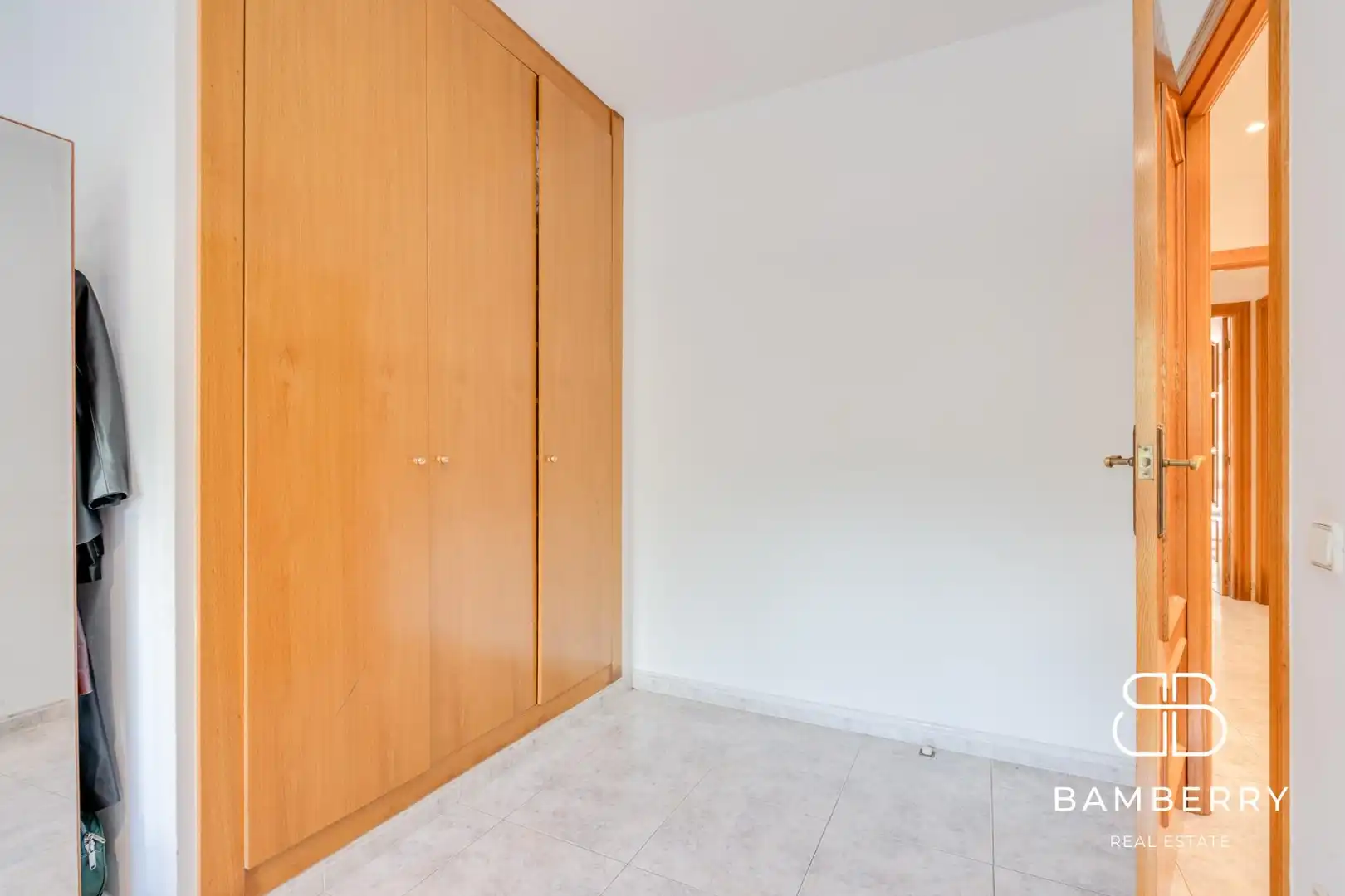 Habitación de Apartamento en venta en Sant Pol de Mar con Calefacción, Trastero y Piscina comunitaria