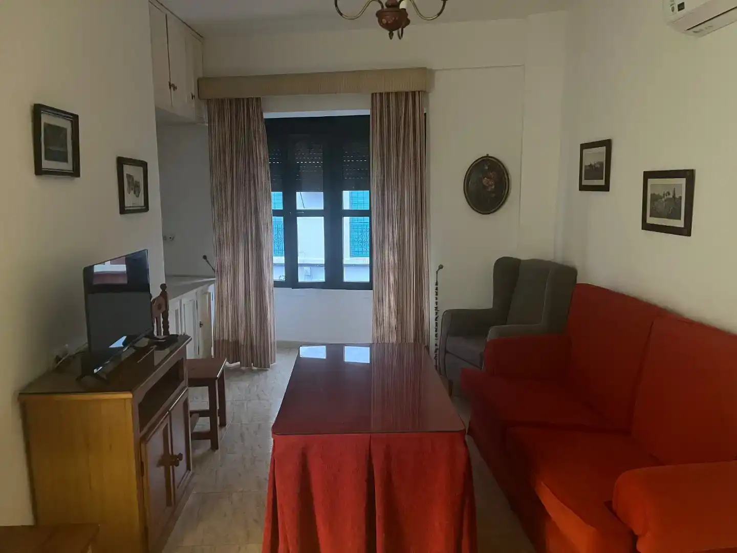 Living room of Flat for rent in Pilas  with Air Conditioner, Furnished and Balcony