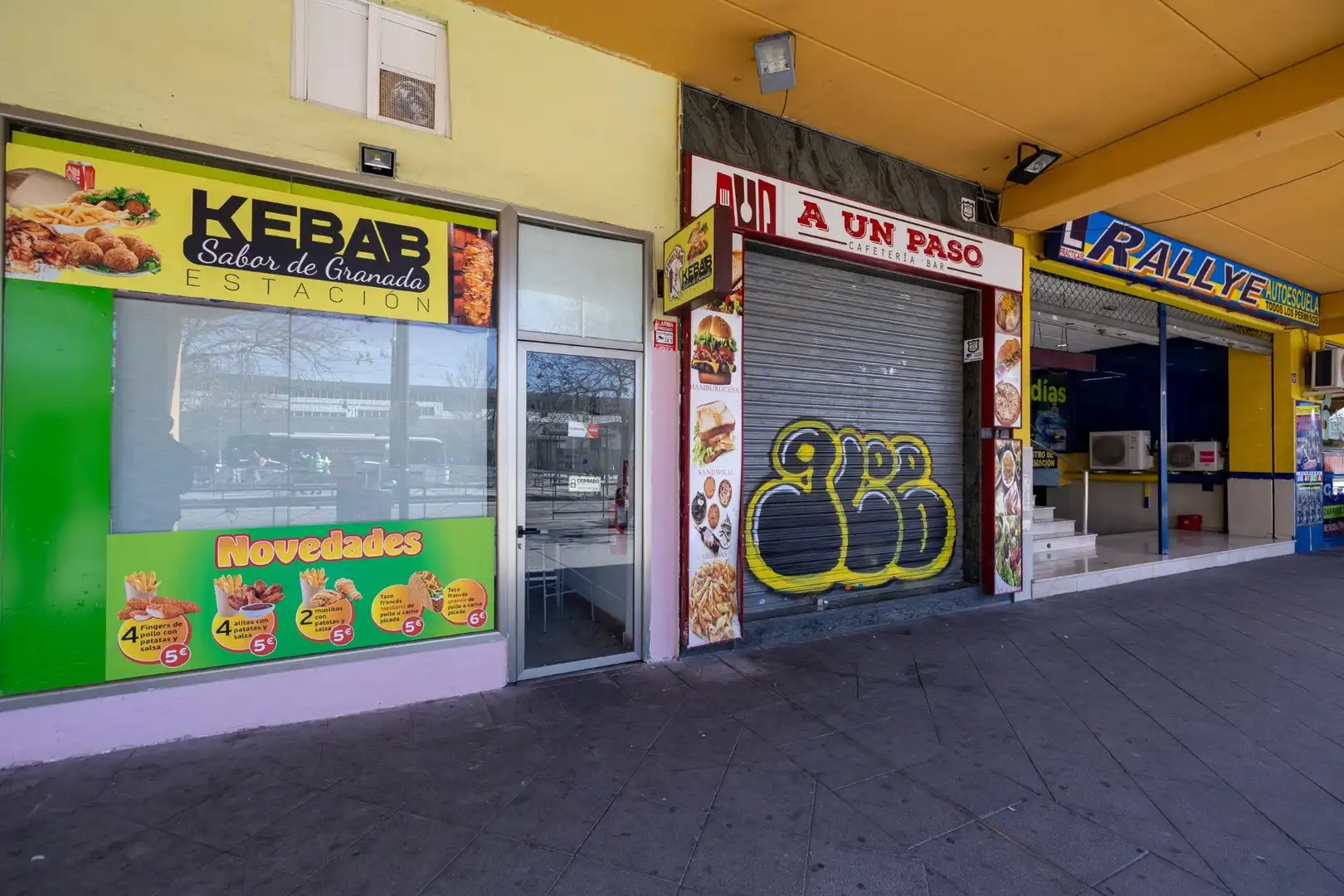 Local en venda en Granada