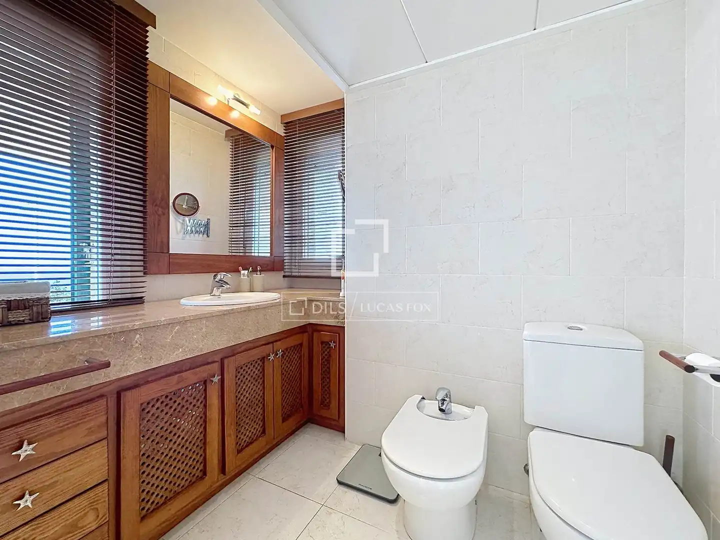 Badezimmer von Wohnung zur Miete in Ciutadella de Menorca mit Klimaanlage, Heizung und Privatgarten