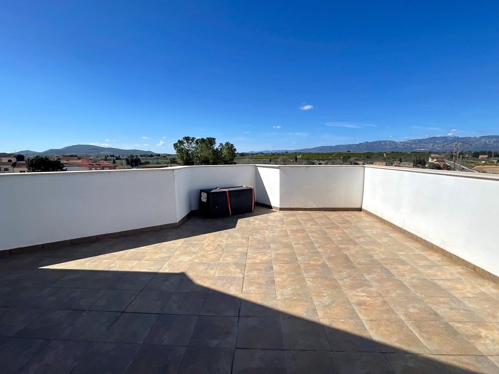 Terrasse von Dachboden zum verkauf in Masdenverge mit Klimaanlage, Heizung und Parkett