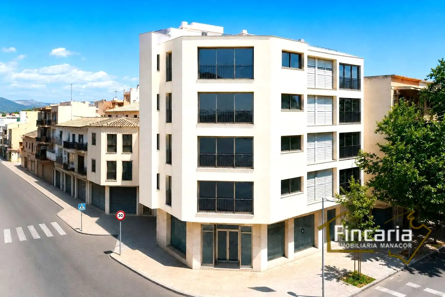 Vista exterior de Piso en venta en Manacor con Aire acondicionado