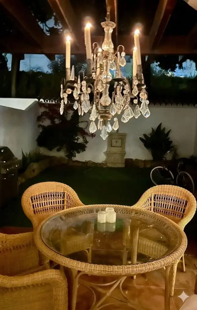 Menjador de Casa adosada en venda en Marbella amb Aire condicionat, Jardí privat i Terrassa