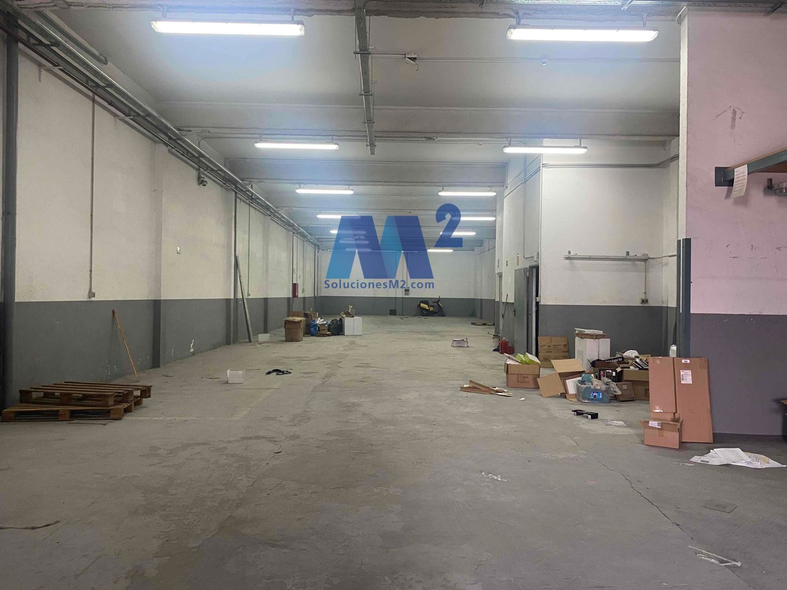 Nau industrial en venda en Getafe