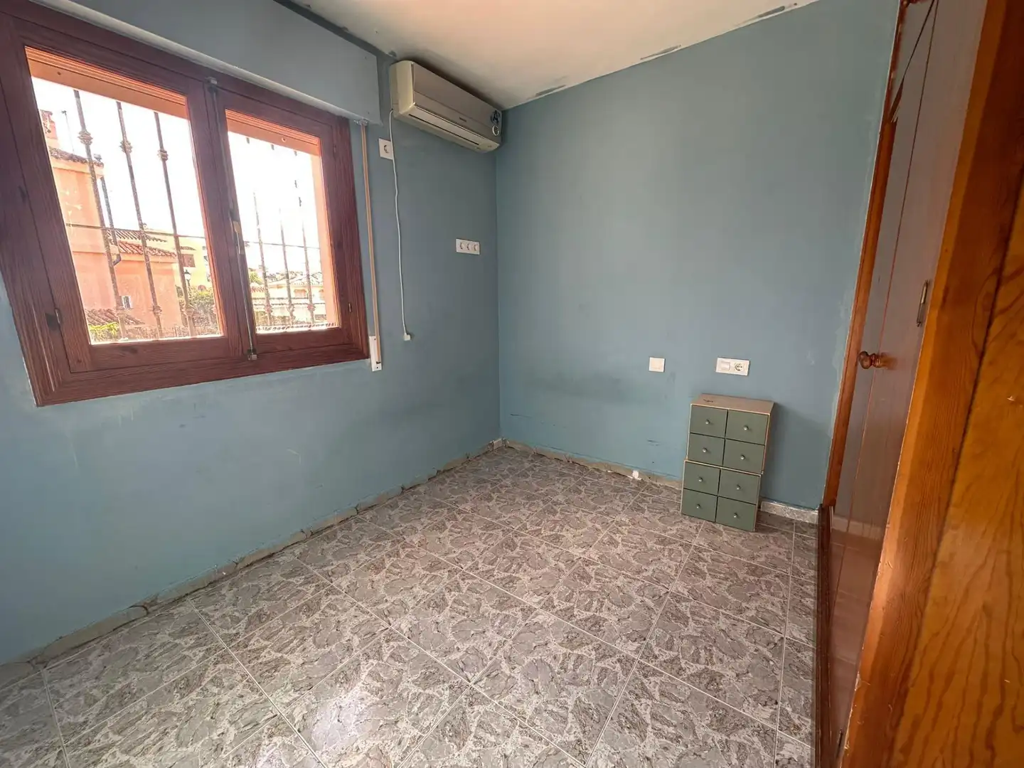 Habitación de Casa o chalet en venta en Los Barrios con Aire acondicionado, Jardín privado y Terraza