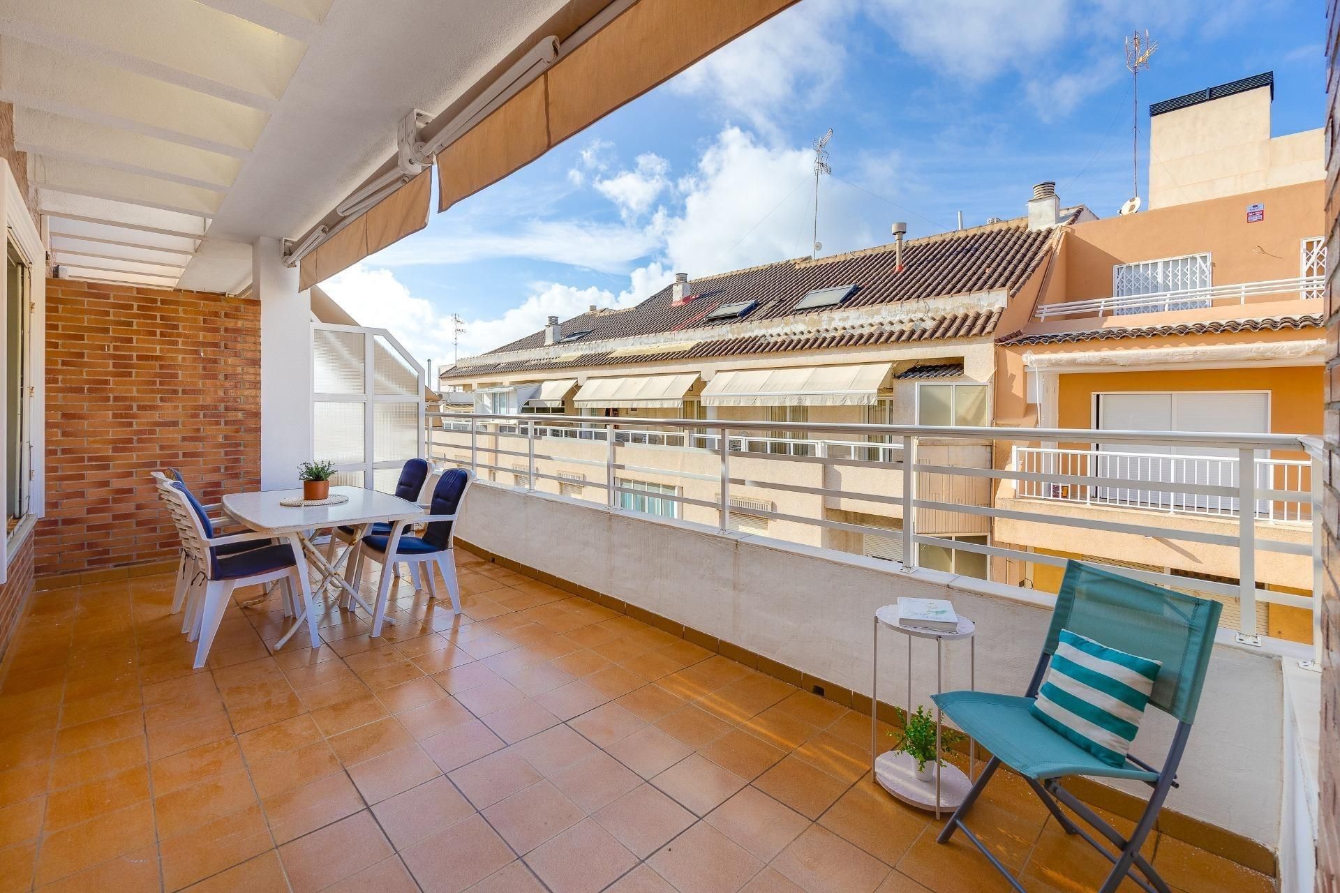 Terraza de Ático en venta en Torrevieja con Aire acondicionado, Jardín privado y Terraza