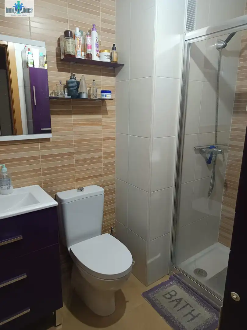 Baño de Piso en venta en Albacete con Aire acondicionado, Calefacción y Terraza