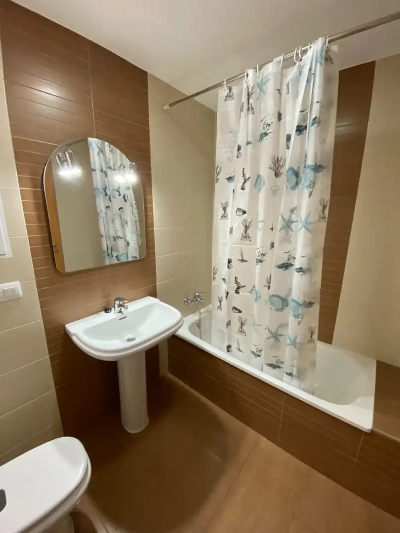 Baño de Piso en venta en Llíria con Aire acondicionado, Terraza y Trastero