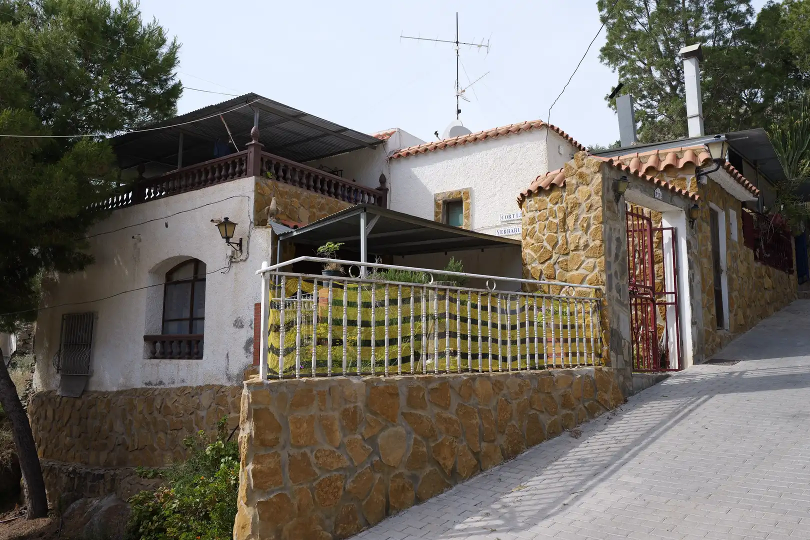 Exterior view of Houses for sale in Adra  with Private garden, Terrace and Furnished