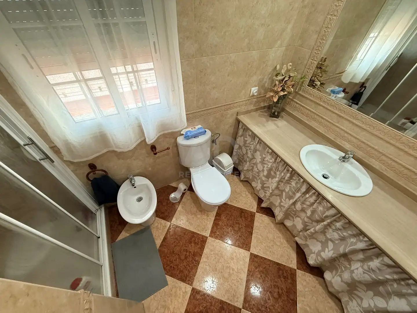 Baño de Casa adosada en venta en Huelva con Aire acondicionado y Calefacción