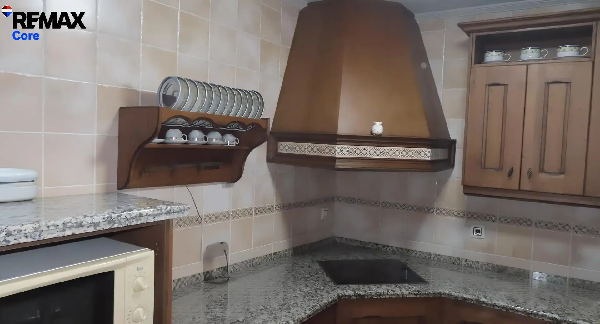 Cuina de Casa o xalet en venda en Villar del Rey amb Aire condicionat, Calefacció i Jardí privat