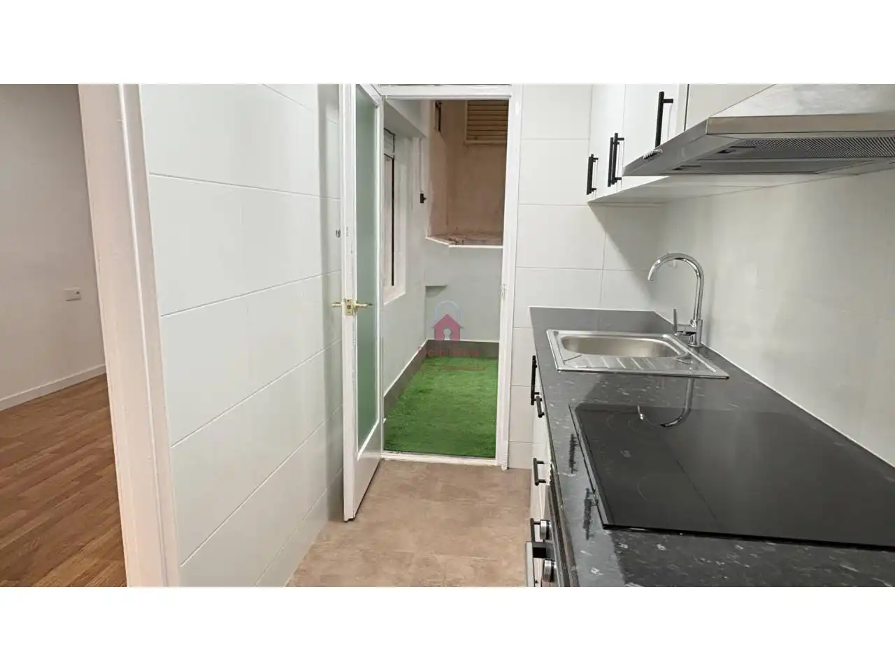Kitchen of Flat for sale in Terrassa  with Air Conditioner, Parquet flooring and Balcony