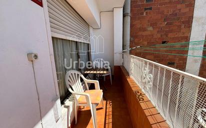 Vista exterior de Pis en venda en Calella amb Calefacció, Terrassa i Moblat